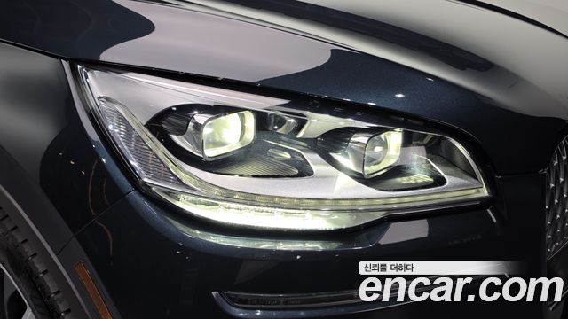 Lincoln Aviator 2023 — photo 8