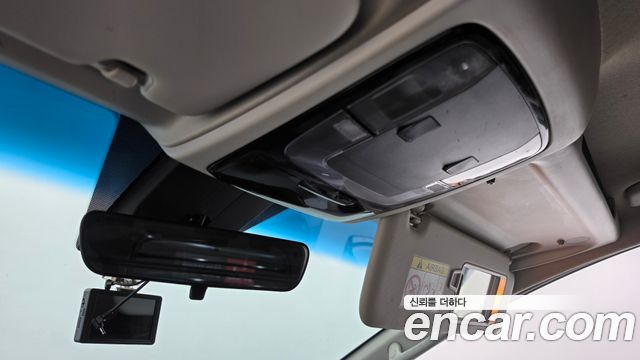 Hyundai Staria 2023 — photo 24