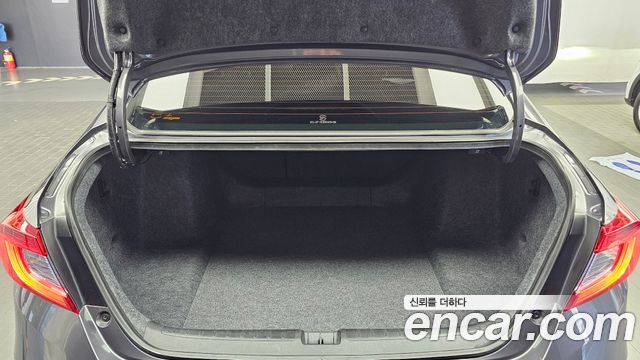 Honda Accord 2019 — photo 23