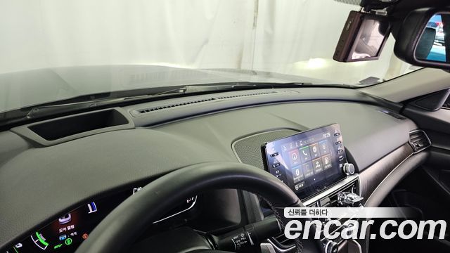 Honda Accord 2019 — photo 30