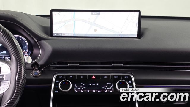 Genesis GV80 2021 — photo 14