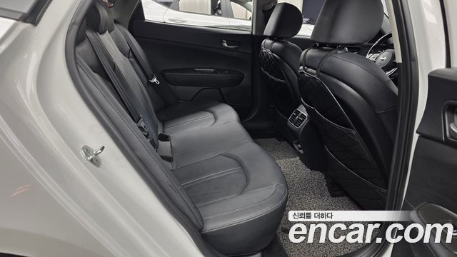Kia K5 2020 — photo 17