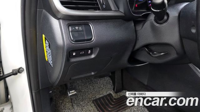 Kia K5 2020 — photo 24