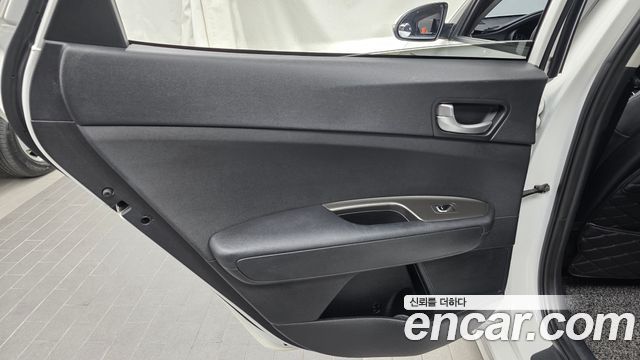 Kia K5 2020 — photo 15