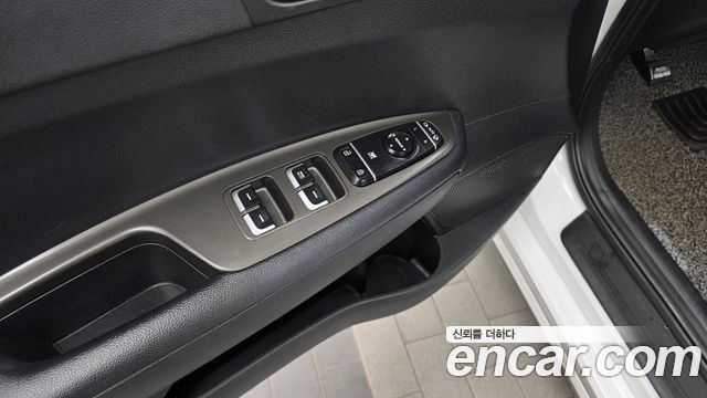 Kia K5 2020 — photo 28