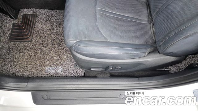 Kia K5 2020 — photo 30