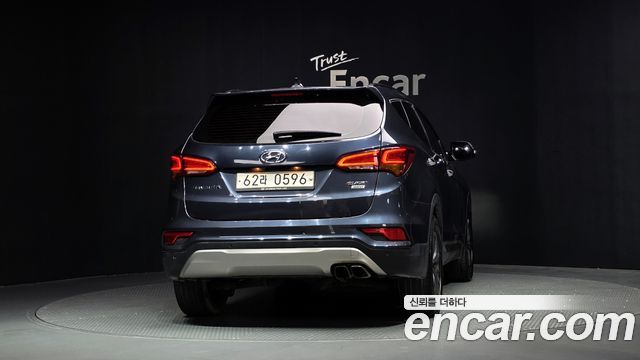 Hyundai Santafe 2016 — photo 4