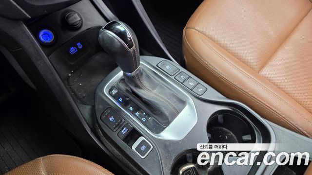 Hyundai Santafe 2016 — photo 9