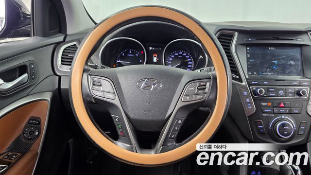 Hyundai Santafe 2016 — photo 13