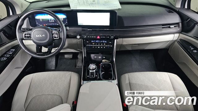 Kia Canival 2023 — photo 10