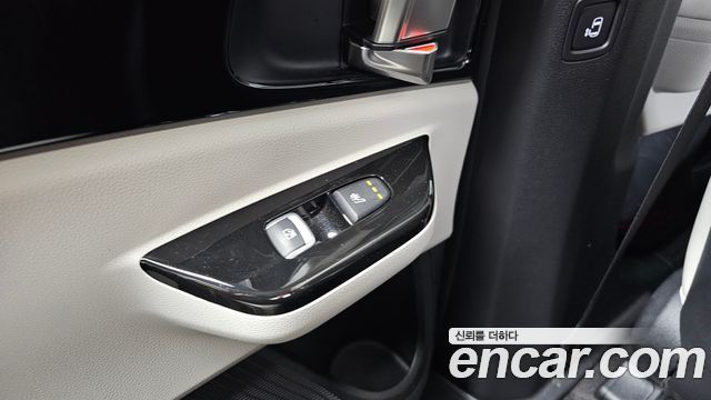 Kia Canival 2023 — photo 29