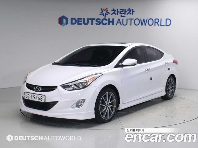 Hyundai AVANTE 2013 — photo 1