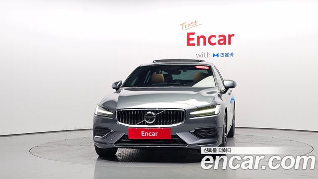 Volvo S60 2020 — photo 3
