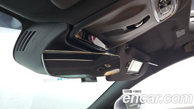 Volvo S60 2020 — photo 24