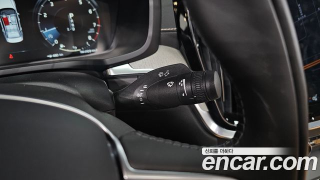 Volvo S60 2020 — photo 26