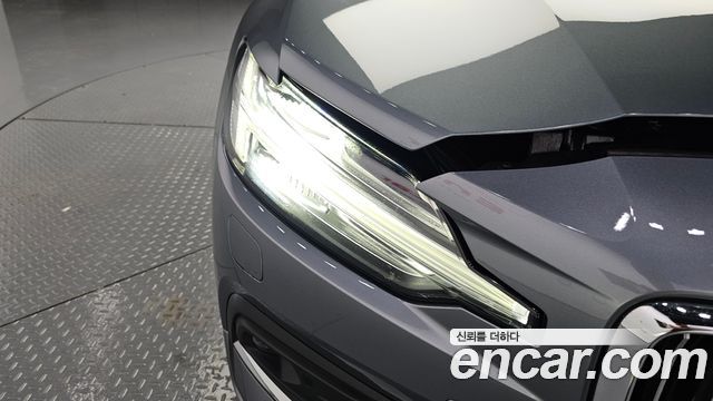 Volvo S60 2020 — photo 8