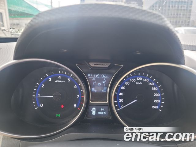 Hyundai Veloster 2015 — photo 8
