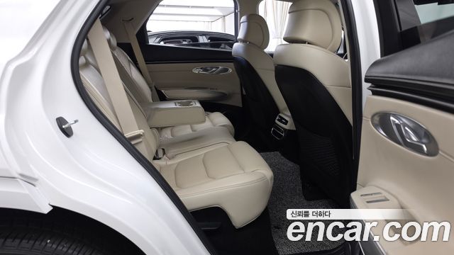 Genesis GV70 2024 — photo 18