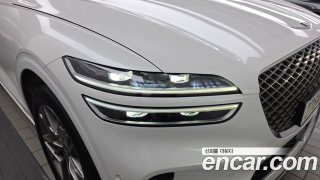 Genesis GV70 2024 — photo 8
