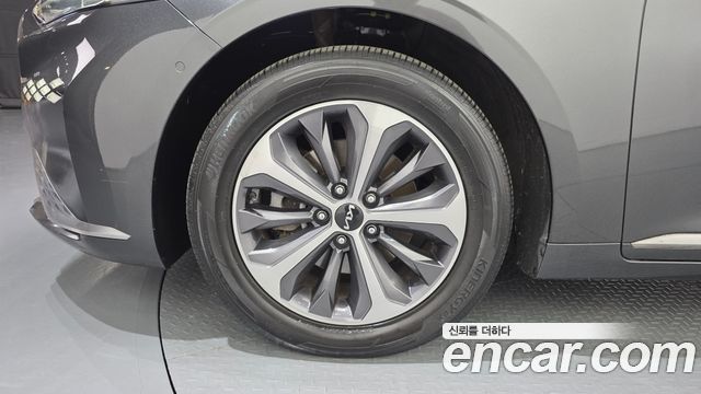 Kia K8 2023 — photo 5