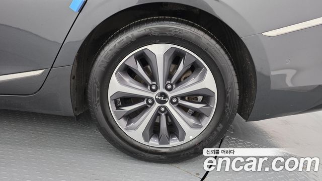 Kia K8 2023 — photo 7