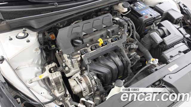 Hyundai AVANTE 2023 — photo 6