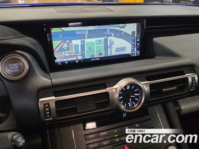 Lexus RC 2020 — photo 11