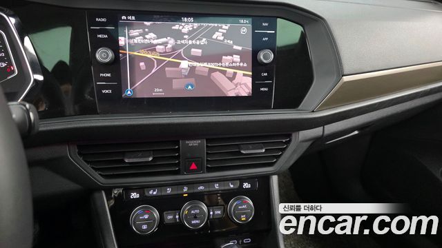 Volkswagen Jetta 2021 — photo 14
