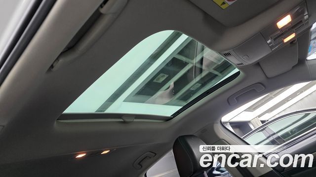 Volkswagen Jetta 2021 — photo 17