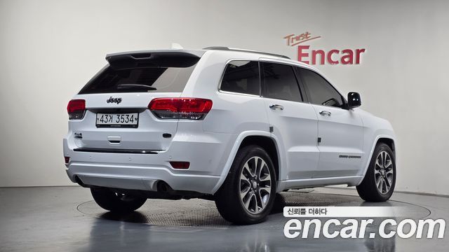 Jeep Cherokee 2018 — photo 2