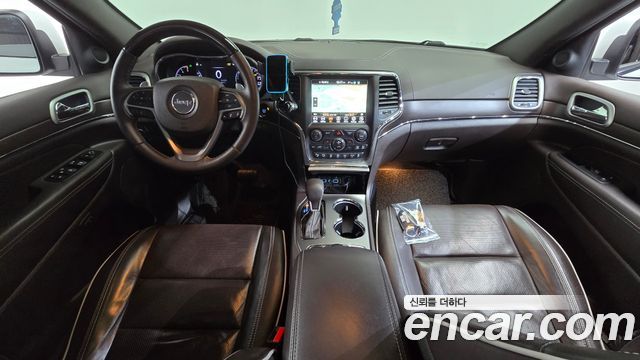 Jeep Cherokee 2018 — photo 10