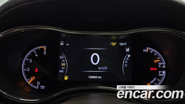 Jeep Cherokee 2018 — photo 11