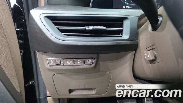 Kia K8 2023 — photo 28