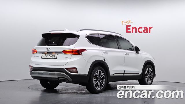 Hyundai Santafe 2019 — photo 2
