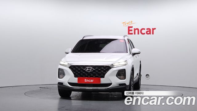 Hyundai Santafe 2019 — photo 3
