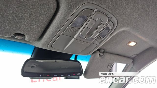 Hyundai Santafe 2019 — photo 24