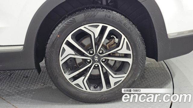 Hyundai Santafe 2019 — photo 7