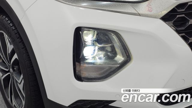 Hyundai Santafe 2019 — photo 8