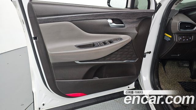 Hyundai Santafe 2019 — photo 14