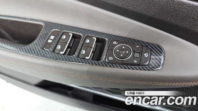 Hyundai Santafe 2019 — photo 27