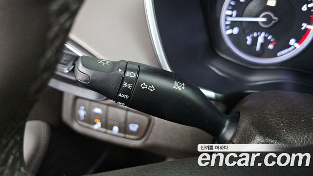 Hyundai Santafe 2019 — photo 29