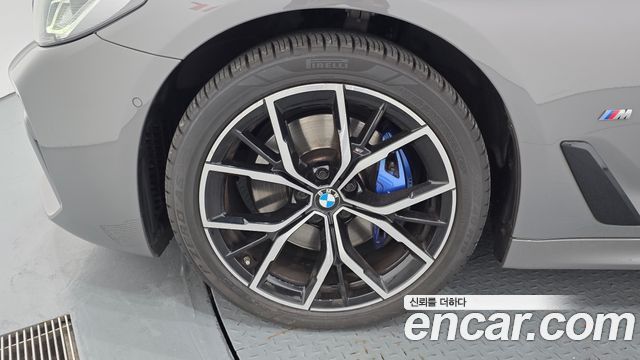 BMW 5-Series 2022 — photo 5