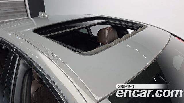 BMW 5-Series 2022 — photo 19