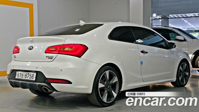 Kia K3 2014 — photo 4