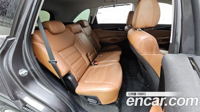 Kia Sorento 2019 — photo 17