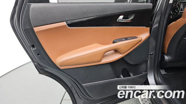 Kia Sorento 2019 — photo 15