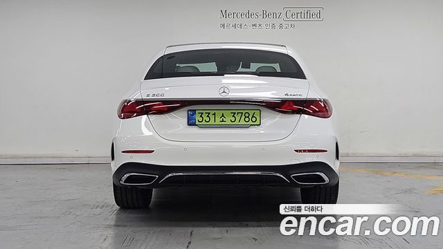 Mercedes-Benz E-Class 2026 — photo 4