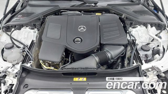 Mercedes-Benz E-Class 2026 — photo 6