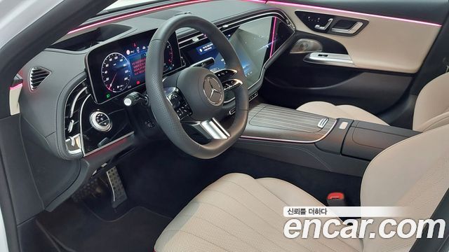 Mercedes-Benz E-Class 2026 — photo 10
