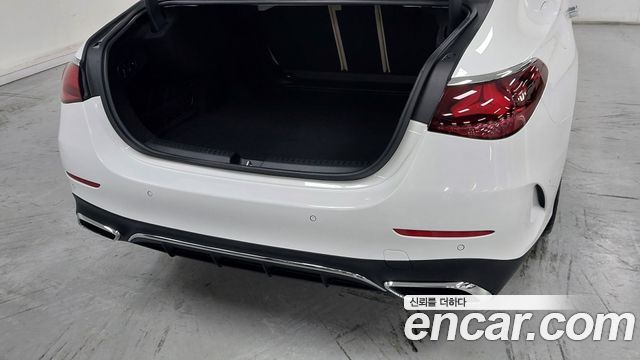Mercedes-Benz E-Class 2026 — photo 16